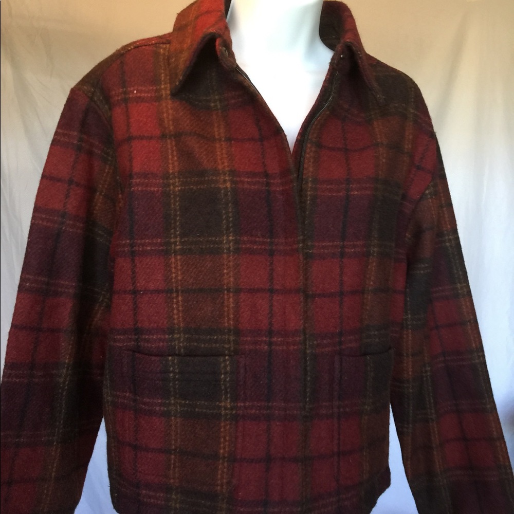Zip up Fall/Winter wool jacket. M